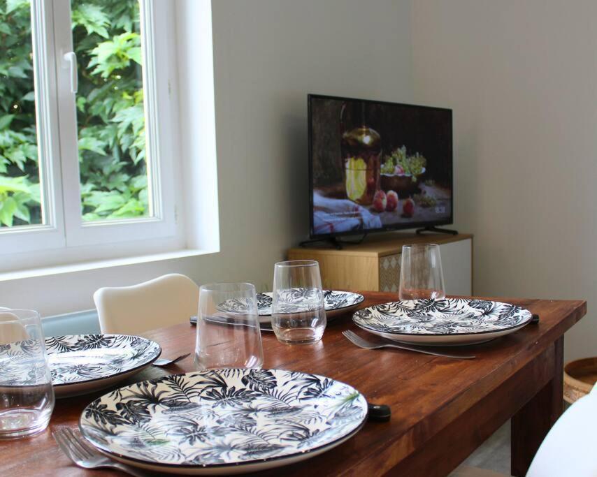 Yokohama, Duplex Avec Jardin Apartment บัวร์ ภายนอก รูปภาพ